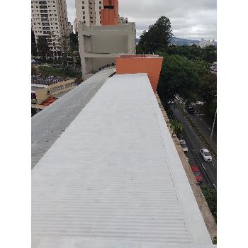 Aplicação de manta térmica em coberturas metálicas em Laguna Carapã